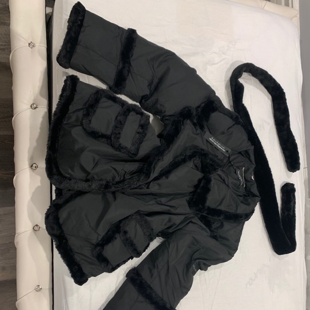 Maniere De Voir Women’s Winter Coat With Belt